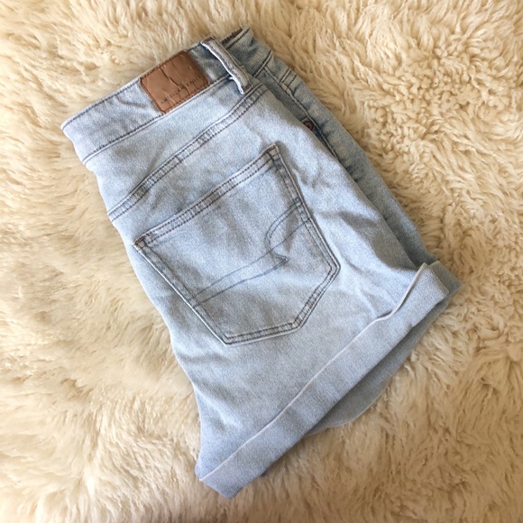 SOLD - American Eagle Stretch Mom Short - Picture 5 of 9